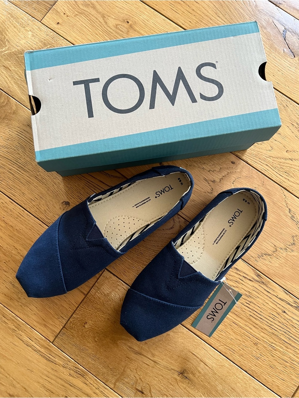 Toms Navy Canvas Slip-On Shoe size 7